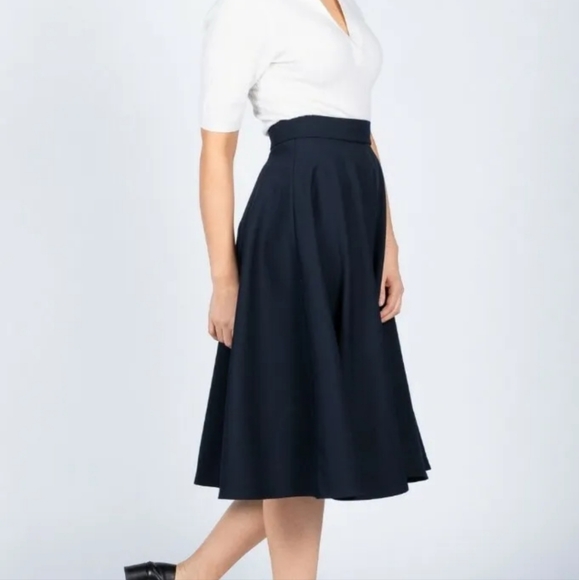 Cavour Women's Skirt 60's Navy Blue Size Small Sold Out - Picture 1 of 7